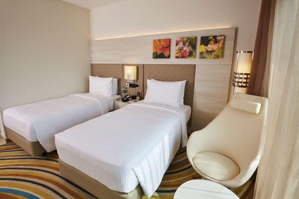 Hilton Garden Inn Lucknow Zimmer foto